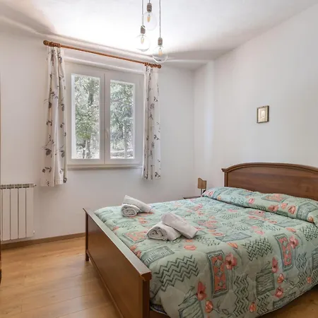 Mareneve By Interhome Villa Linguaglossa